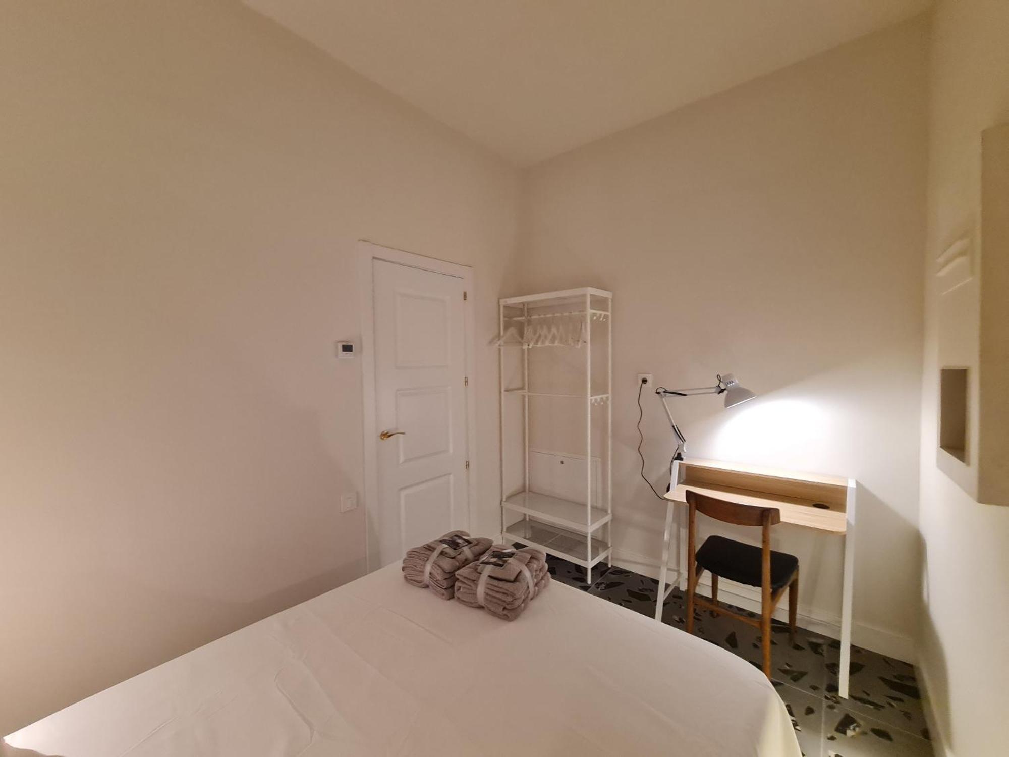City Center Madrid Apartment With 2 Bedrooms Bagian luar foto