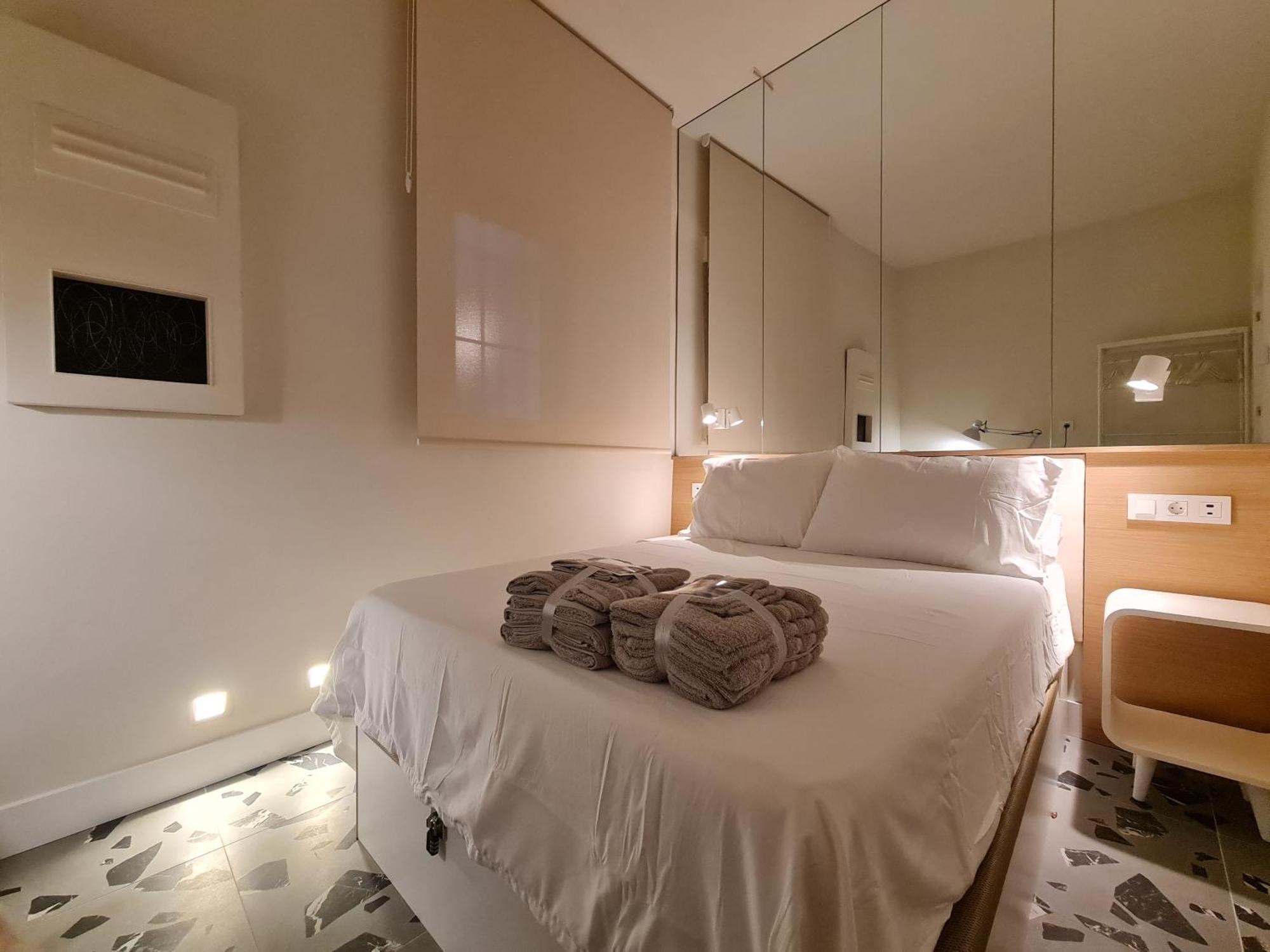 City Center Madrid Apartment With 2 Bedrooms Bagian luar foto